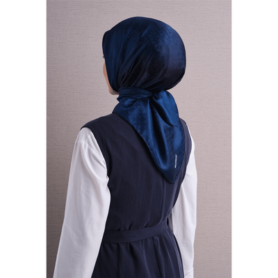 Armine 26-27 Sonbahar Kış Twill İpek Eşarp - 51 - Resim 3