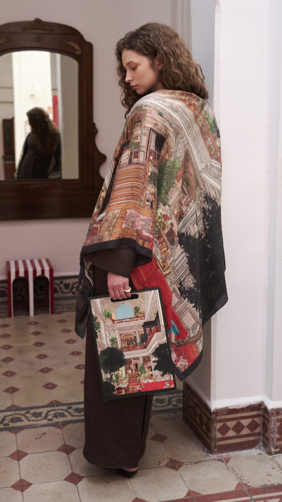 Mareen ve Laboutique omuz şalları ile tarzını renklendir